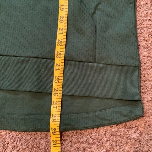 Edmonton Eskimos Lot Adult  XL Hoodie, Youth Large T-Shirt & 34.5 x 58.5 Banner - Picture 5 of 16